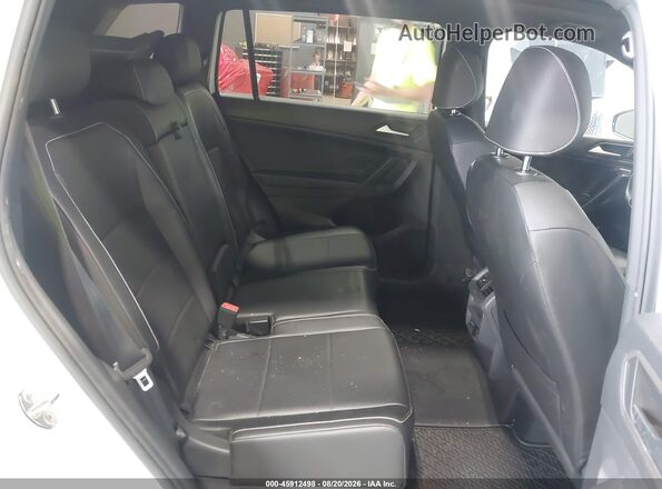 3VV2B7AX3MM024739 2021 VOLKSWAGEN TIGUAN White VIN կոդի պիտակի տեսք