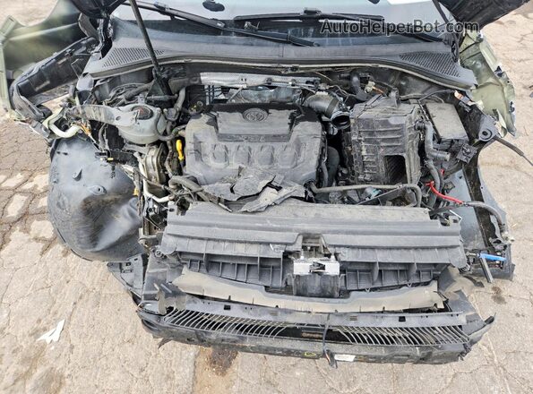 3VV2B7AX3MM077537 2021 VOLKSWAGEN TIGUAN Black Widok komory silnika