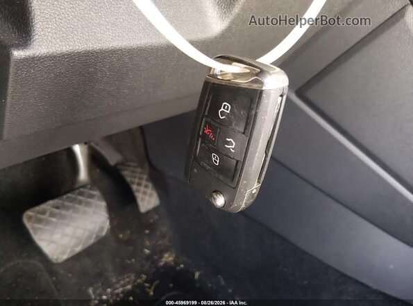 3VV2B7AX3MM110424 2021 VOLKSWAGEN TIGUAN White Dashboard view