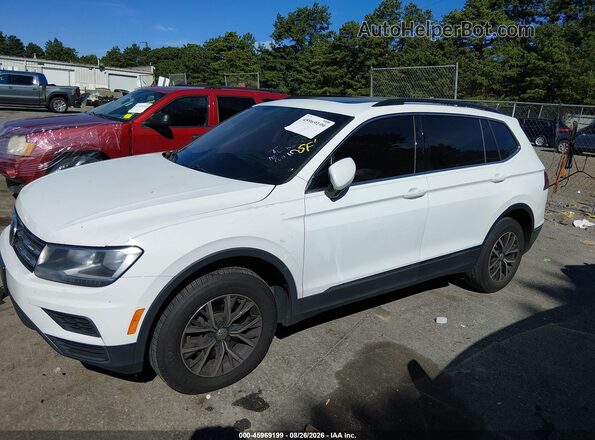 3VV2B7AX3MM110424 2021 VOLKSWAGEN TIGUAN White 360 interior view