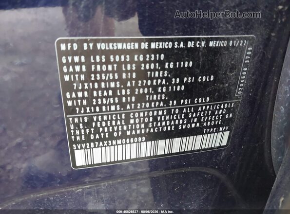 3VV2B7AX3NM066099 2022 VOLKSWAGEN TIGUAN Blue Vista del compartimento del motor