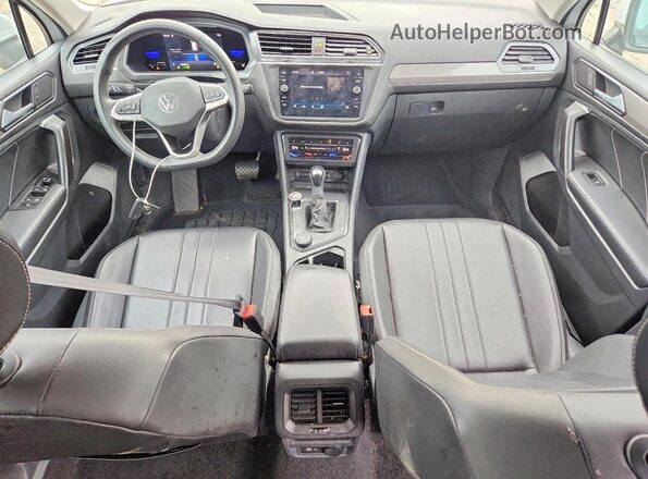 3VV2B7AX3NM129752 2022 VOLKSWAGEN TIGUAN White წინა პანელის ხედი