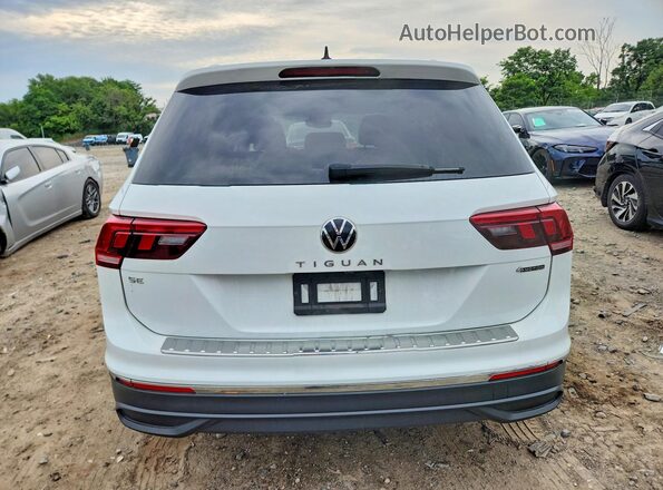 3VV2B7AX3NM129752 2022 VOLKSWAGEN TIGUAN White უკანა ხედი