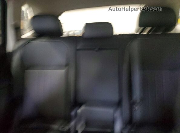 3VV2B7AX3NM130559 2022 VOLKSWAGEN TIGUAN Black Вид задніх сидінь