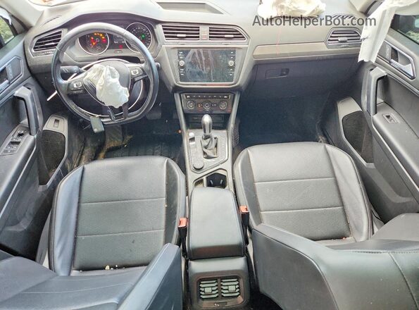 3VV2B7AX4JM003085 2018 VOLKSWAGEN TIGUAN White წინა პანელის ხედი