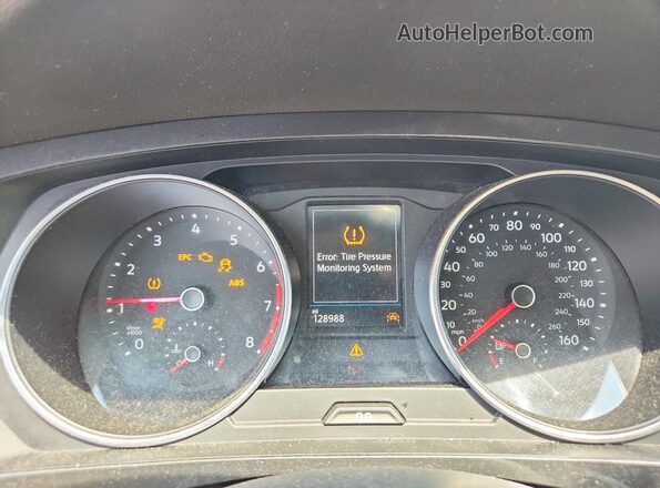 3VV2B7AX4JM087652 2018 VOLKSWAGEN TIGUAN White Widok zestawu wskaźników