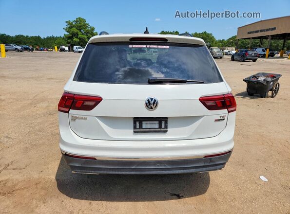 3VV2B7AX4JM087652 2018 VOLKSWAGEN TIGUAN White Widok z tyłu