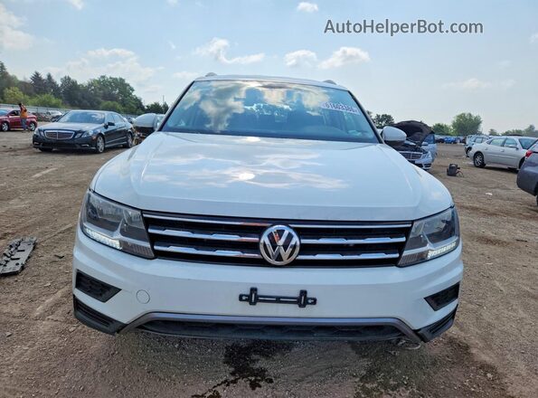 3VV2B7AX4JM140334 2018 VOLKSWAGEN TIGUAN Белый Вид спереди