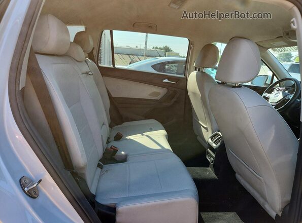 3VV2B7AX4KM055284 2019 VOLKSWAGEN TIGUAN Two Tone უკანა სალონის ხედი