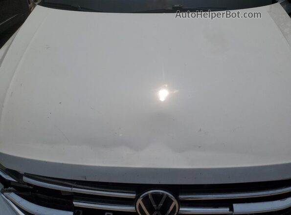 3VV2B7AX4NM131025 2022 VOLKSWAGEN TIGUAN White Вид підкапотного простору