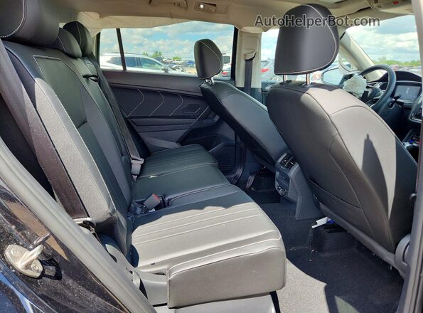 3VV2B7AX4NM174425 2022 VOLKSWAGEN TIGUAN Черный Вид задних сидений