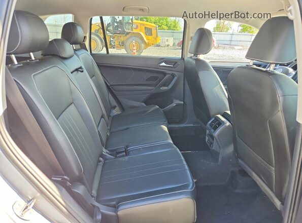 3VV2B7AX4RM063279 2024 VOLKSWAGEN TIGUAN Silver Вид задніх сидінь