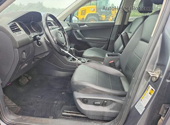 3VV2B7AX5JM048794 2018 VOLKSWAGEN TIGUAN Серый Вид салона спереди