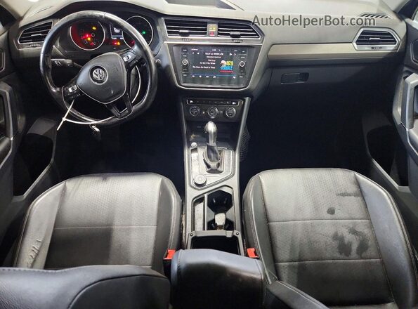 3VV2B7AX5JM048794 2018 VOLKSWAGEN TIGUAN Серый Вид панели приборов