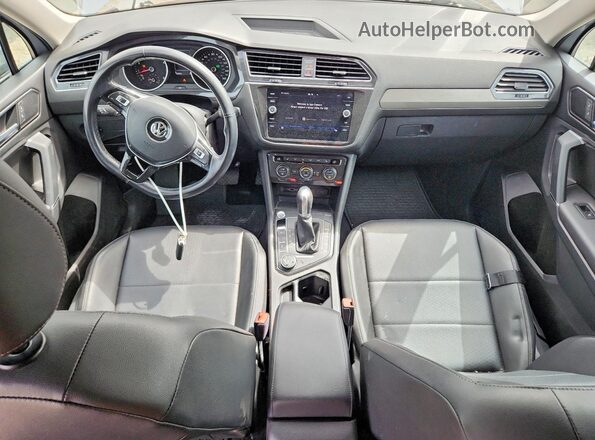 3VV2B7AX5JM208172 2018 VOLKSWAGEN TIGUAN Gray Առջևի վահանակի տեսք