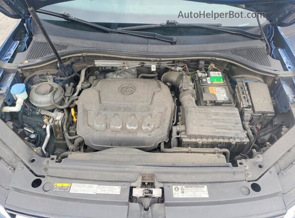 3VV2B7AX5KM033035 2019 VOLKSWAGEN TIGUAN Blue Widok komory silnika
