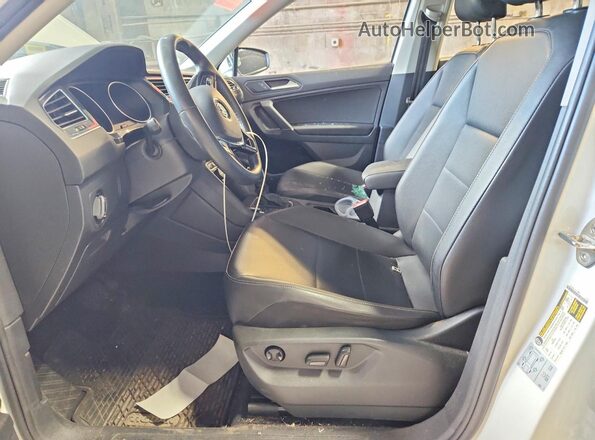 3VV2B7AX5LM067574 2020 VOLKSWAGEN TIGUAN White Vista interior delantera