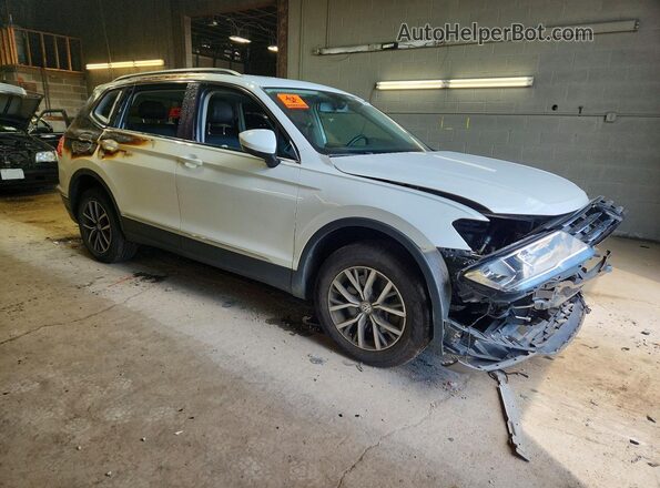 3VV2B7AX5LM067574 2020 VOLKSWAGEN TIGUAN White Delantero derecho