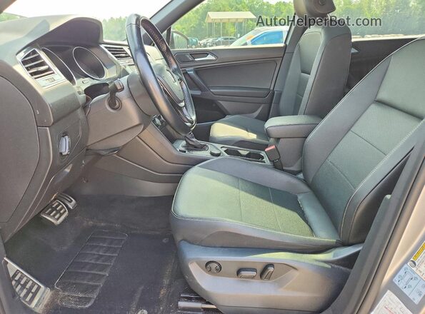 3VV2B7AX5MM023236 2021 VOLKSWAGEN TIGUAN Silver Front interior view