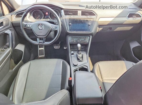 3VV2B7AX5MM023236 2021 VOLKSWAGEN TIGUAN Silver Dashboard view