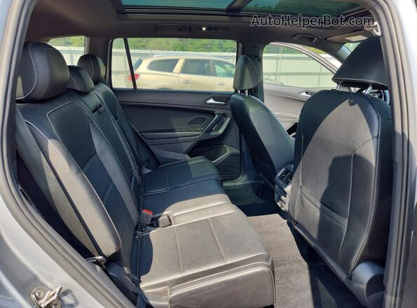 3VV2B7AX5MM023236 2021 VOLKSWAGEN TIGUAN Silver Rear interior view