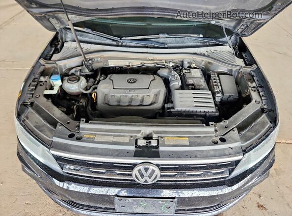 3VV2B7AX5MM106665 2021 VOLKSWAGEN TIGUAN Black ძრავის განყოფილების ხედი