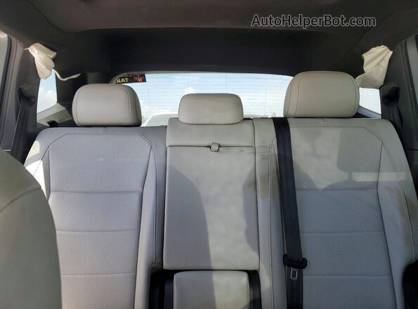 3VV2B7AX5MM130822 2021 VOLKSWAGEN TIGUAN Silver Vista de los asientos traseros