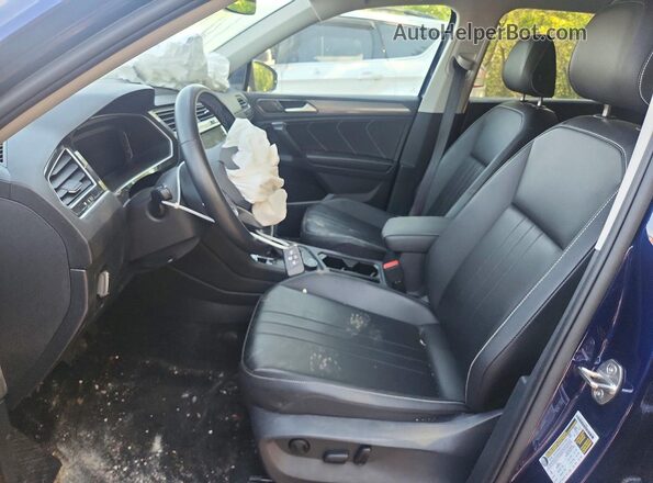 3VV2B7AX5RM126292 2024 VOLKSWAGEN TIGUAN Blue Widok wnętrza z przodu