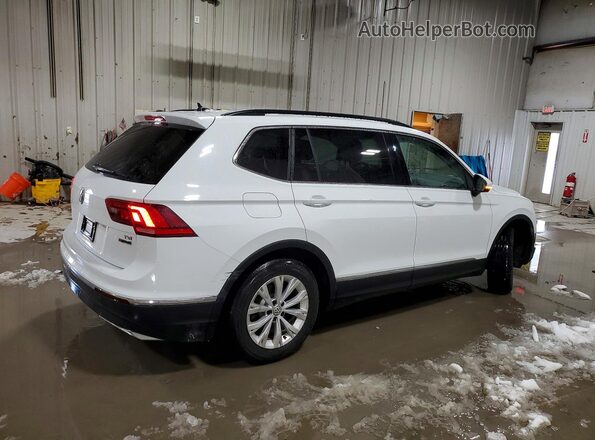 3VV2B7AX6JM003802 2018 VOLKSWAGEN TIGUAN White Trasero derecho
