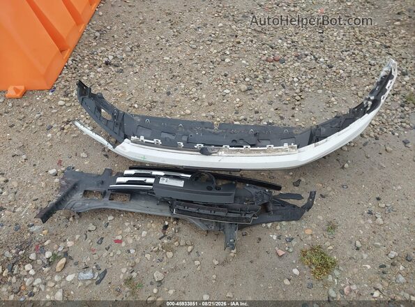 3VV2B7AX6JM079388 2018 VOLKSWAGEN TIGUAN White Instrument cluster view