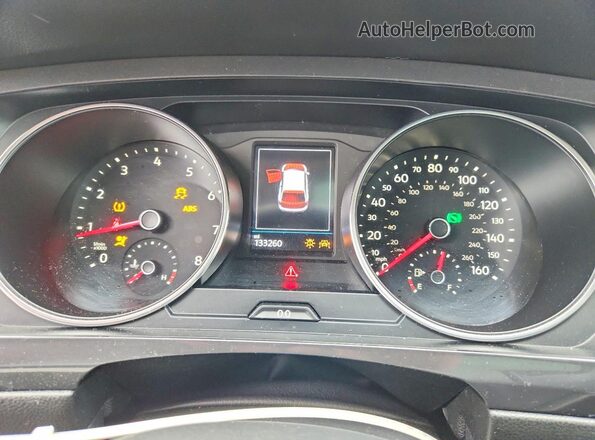 3VV2B7AX6JM134339 2018 VOLKSWAGEN TIGUAN Blue ხელსაწყოთა პანელის ხედი