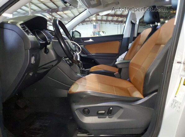 3VV2B7AX6JM169091 2018 VOLKSWAGEN TIGUAN White Սալոնի դիմացի տեսք