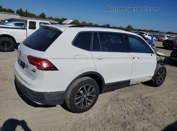 3VV2B7AX6JM220217 2018 VOLKSWAGEN TIGUAN White Հետևի աջ