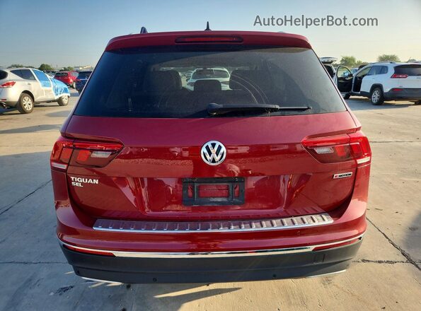 3VV2B7AX6KM006877 2019 VOLKSWAGEN TIGUAN Red Rear view