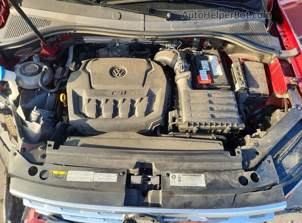 3VV2B7AX6KM006877 2019 VOLKSWAGEN TIGUAN Red Rear interior view