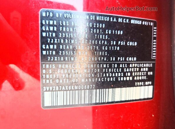 3VV2B7AX6KM006877 2019 VOLKSWAGEN TIGUAN Red Engine compartment view