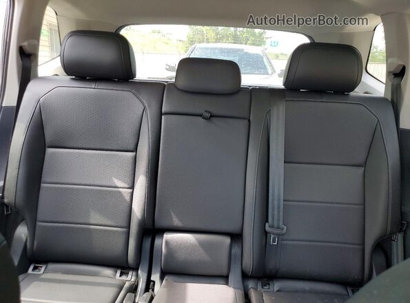 3VV2B7AX6KM047963 2019 VOLKSWAGEN TIGUAN Blue Widok tylnych siedzeń