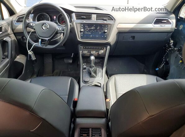 3VV2B7AX6KM047963 2019 VOLKSWAGEN TIGUAN Blue Widok deski rozdzielczej