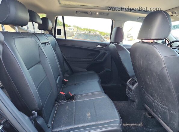 3VV2B7AX6LM010591 2020 VOLKSWAGEN TIGUAN Black Rear interior view