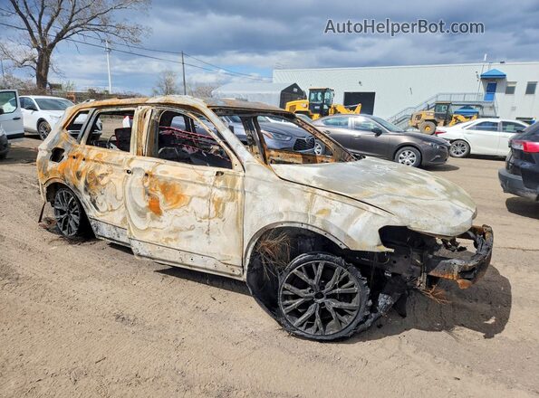 3VV2B7AX7JM197739 2018 VOLKSWAGEN TIGUAN Burn Przód prawy