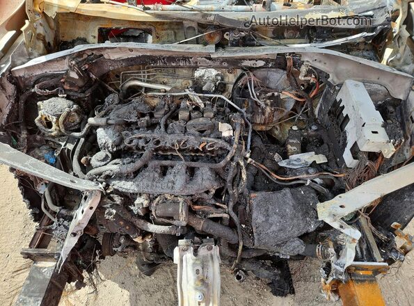 3VV2B7AX7JM197739 2018 VOLKSWAGEN TIGUAN Burn Widok wnętrza z tyłu