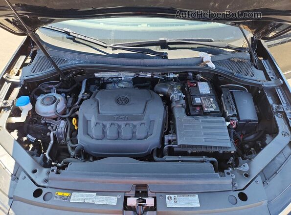 3VV2B7AX7LM033717 2020 VOLKSWAGEN TIGUAN Black Engine compartment view