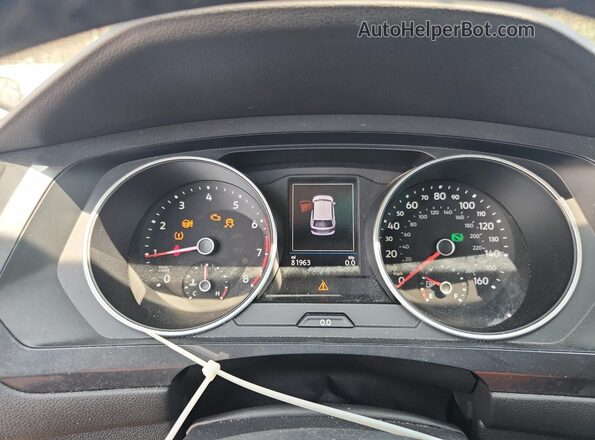 3VV2B7AX7LM033717 2020 VOLKSWAGEN TIGUAN Black 