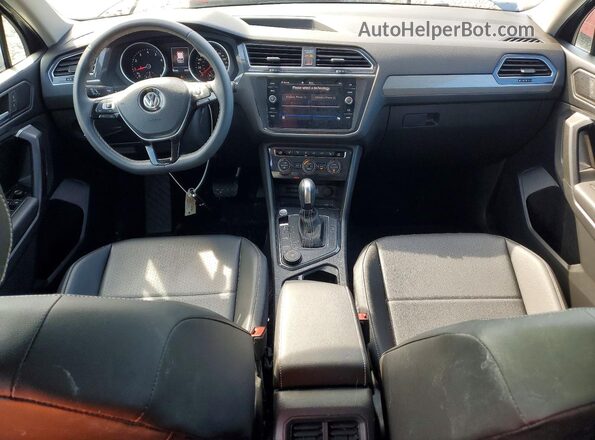 3VV2B7AX7MM074656 2021 VOLKSWAGEN TIGUAN Серый Вид панели приборов