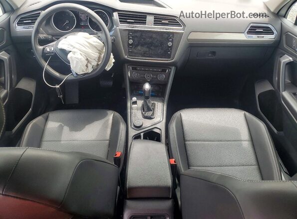 3VV2B7AX7MM141952 2021 VOLKSWAGEN TIGUAN White Вид панелі приладів