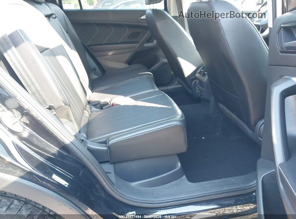 3VV2B7AX7NM039617 2022 VOLKSWAGEN TIGUAN Black Вид наклейки з VIN-кодом