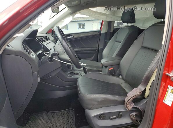 3VV2B7AX7NM164469 2022 VOLKSWAGEN TIGUAN Red Вид салону спереду