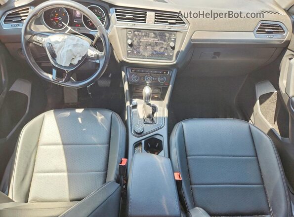 3VV2B7AX8KM185830 2019 VOLKSWAGEN TIGUAN White Dashboard view