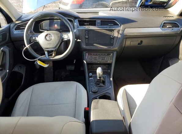3VV2B7AX8LM070842 2020 VOLKSWAGEN TIGUAN Blue Առջևի վահանակի տեսք