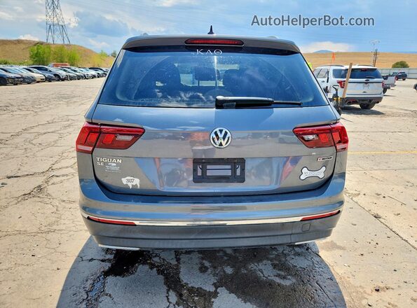 3VV2B7AX8LM150982 2020 VOLKSWAGEN TIGUAN Gray Հետևի տեսք